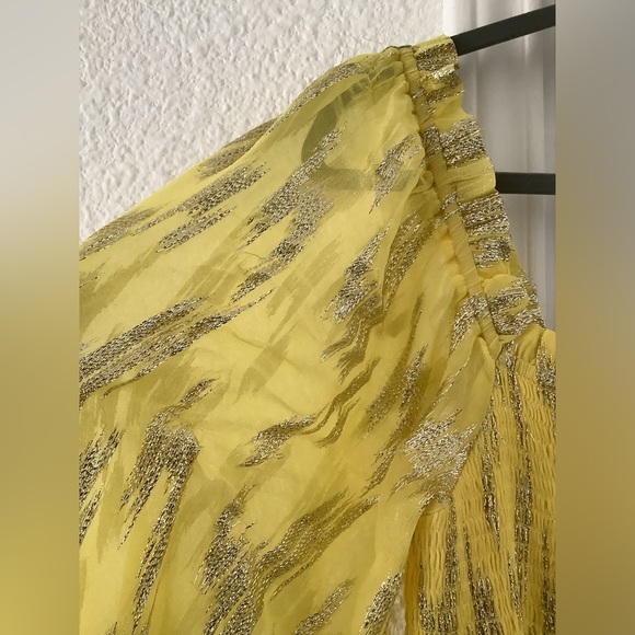 🆕 A love A Lurex Metallic Tiered Maxi Dress. - Picture 8 of 13